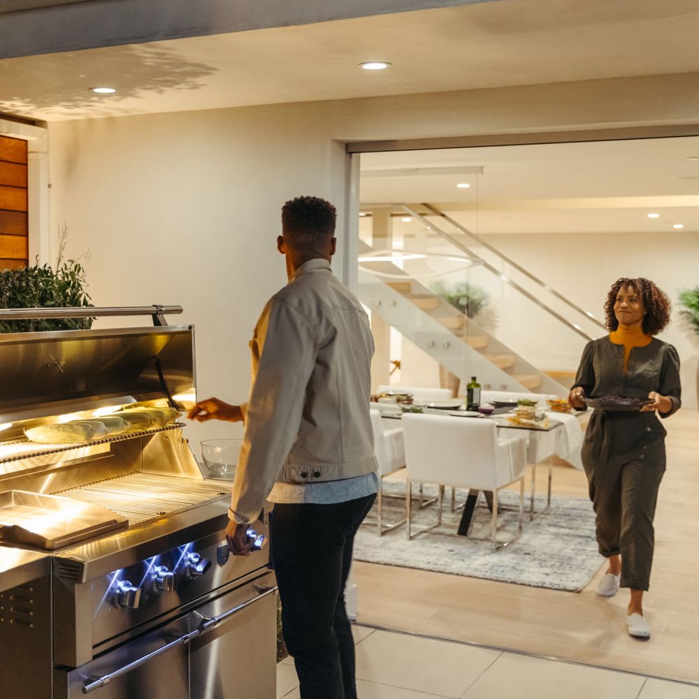 Freestanding Estate - 42" Gas Grill - Image 6